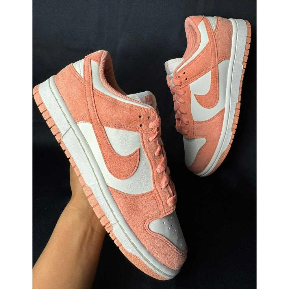 H63- SIZE 8 WOMEN'S NIKE DUNK LOW SOFT PEARL / APRICOT HJ7673 003